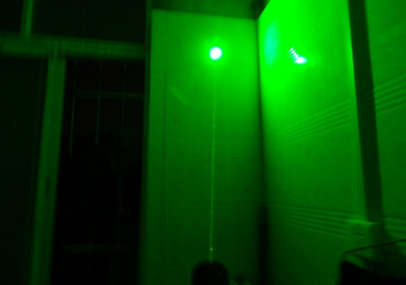 Зеленая лазерная указка для об – обзор и цена Laser Pointer Cat Toy Automatic